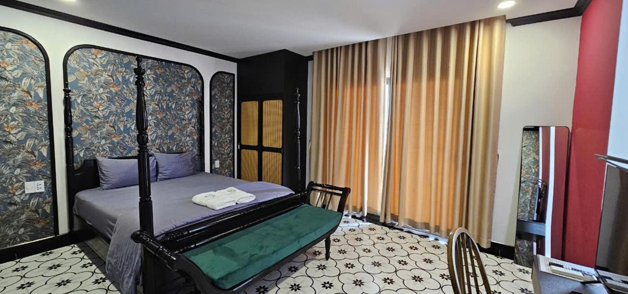 Khách sạn Sargon D'luxe 3*