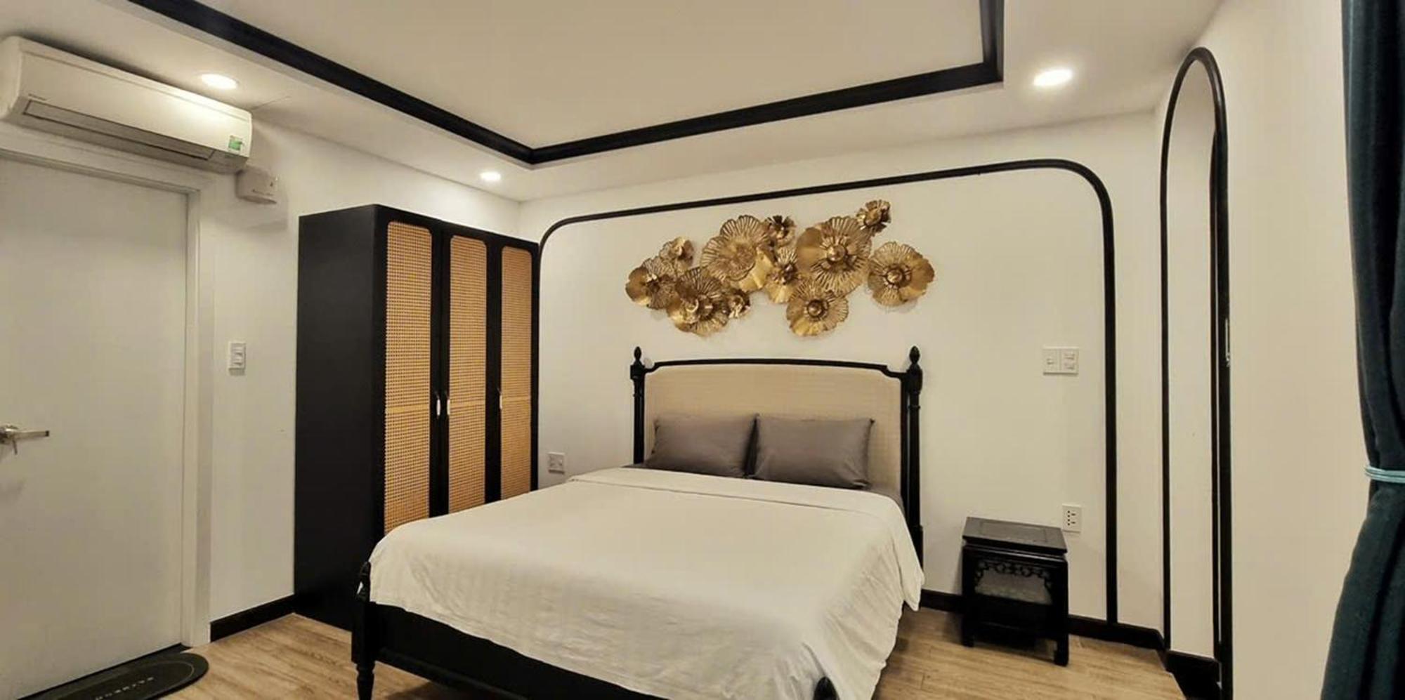 Khách sạn Sargon D'luxe 3*